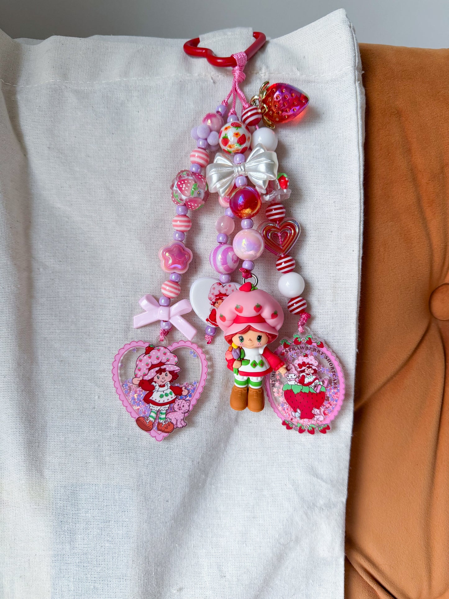 Strawberry Dream Bundle - Beaded Keychain & Pen